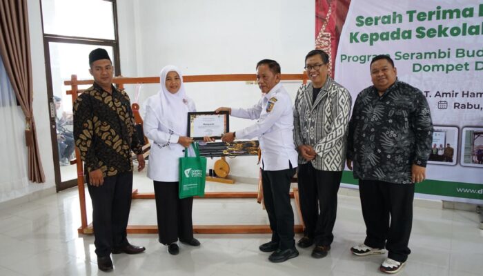 DD Waspada Serahkan Alat Tenun Untuk Program Serambi Budaya Tenun Melayu di Batubara