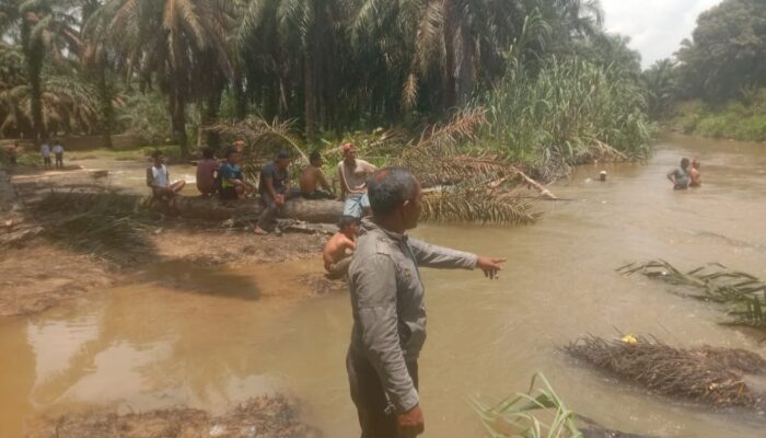 UPT PUPR Atasi Kendala Pengairan Persawahan Balakka Sitokkon Pasca Banjir