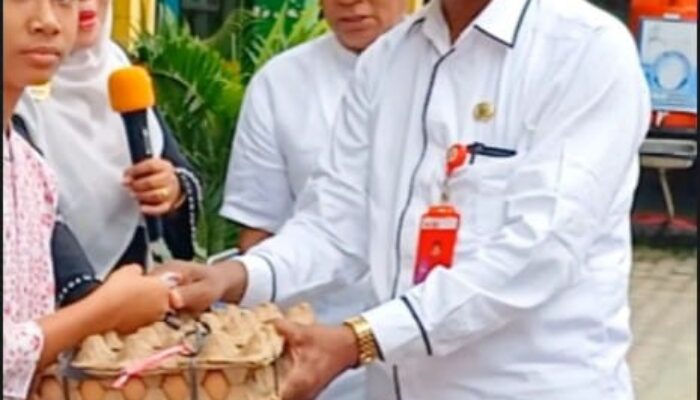 Sambut Ramadan, Anak Yatim Terima Santunan Di SDN-4 Banda Sakti