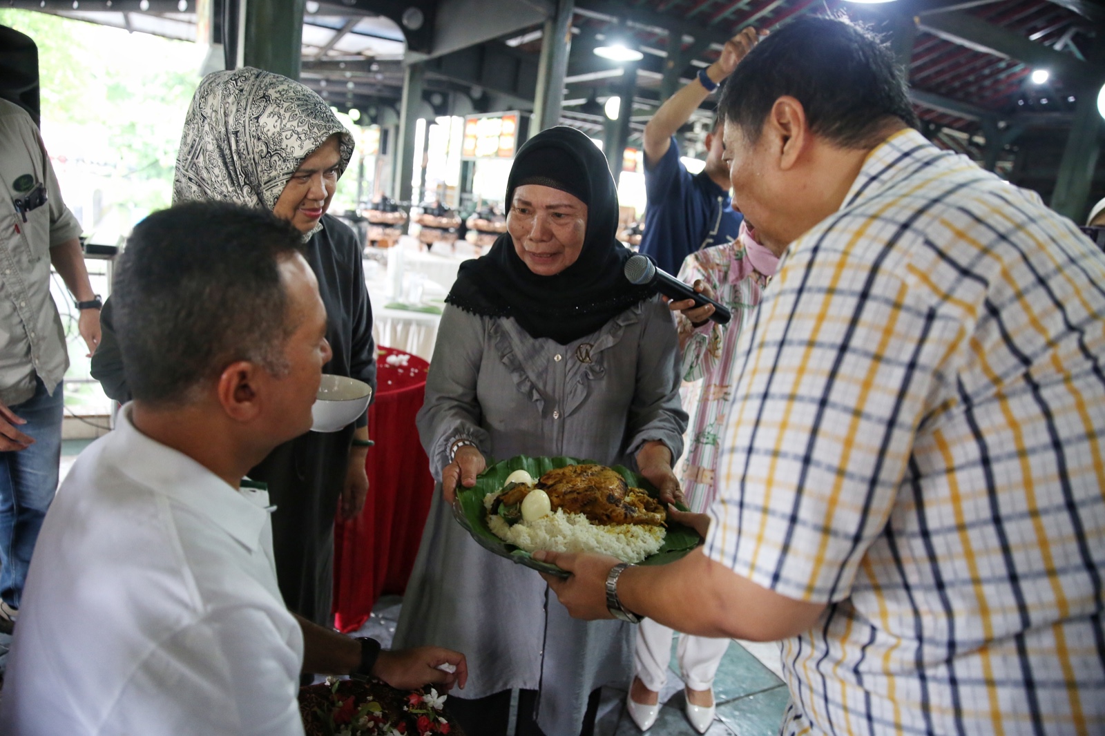 IAY Syukuran & Tepungtawari Keberhasilan Ijeck