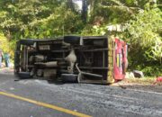 Bus PT Lalupa Karona Terbalik, 10 Penumpang Luka-luka