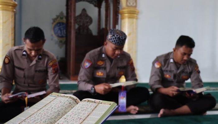 Kapolres Humbang Hasundutan Budayakan One Day One Juz