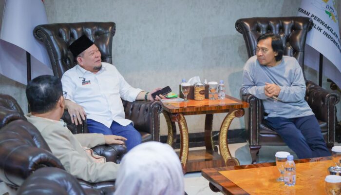 Buka Bersama Ketua DPD, Komeng Tanya Beda Senator Indonesia Dan Amerika