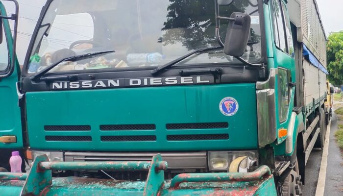 Gegara Rem Blong, Truk Tabrak Beruntun Di P. Siantar