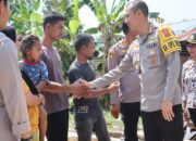 Kapolres Sergai Bantu Korban Angin Puting Beliung