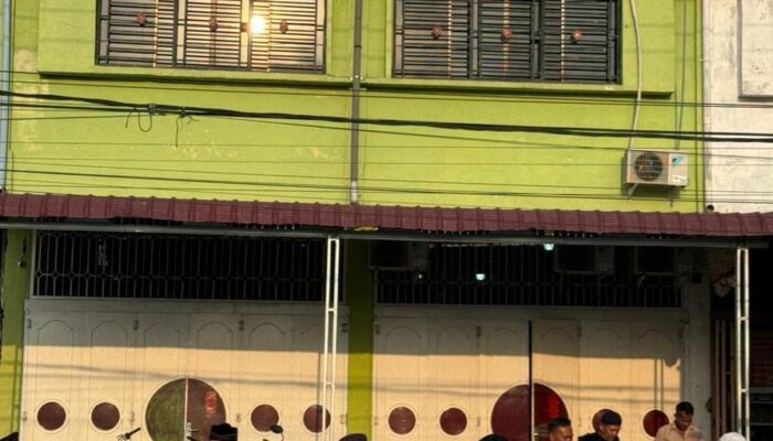 Indomal Tebar Kebaikan Ramadan, Bagikan Takjil Kepada Masyarakat
