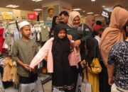 42 Anak Yatim Dan Dhuafa Bergembira Belanja Baju Lebaran Bersama Gerakan Istiqomah Sedekah