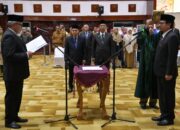 Pj Gubernur Lantik Azwardi Sebagai Pj Sekda Aceh