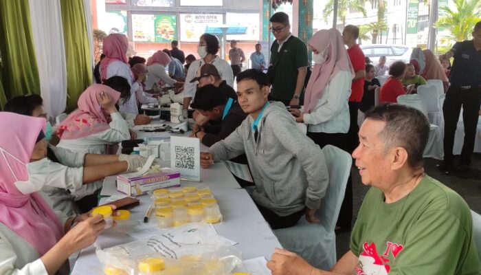 Asian Agri, Tanoto Foundation, Thamrin Plaza Gelar Pemeriksaan Kesehatan Dan Bazar Murah