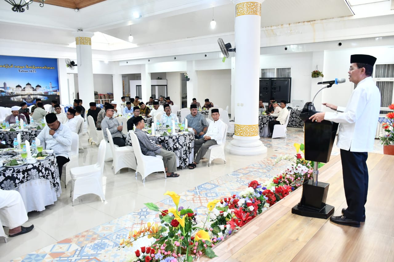 Pj Wali Kota Bukber Keuchik, Imum Mukim Dan Lembaga Keistimewaan