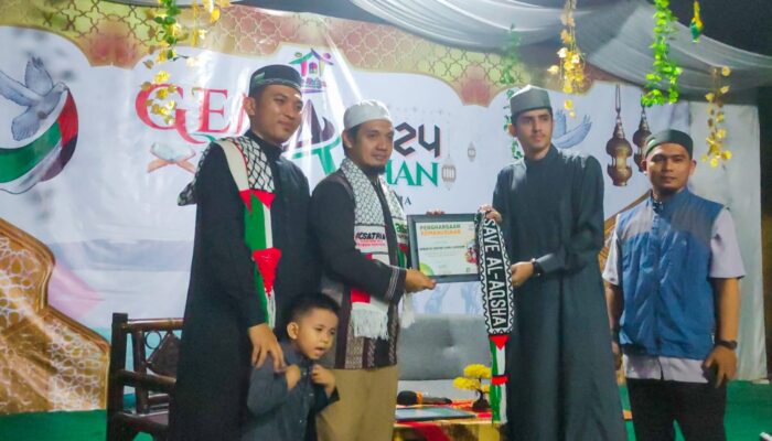 Az-Zakiyah Islamic Leadership Bantu Rakyat Palestina Rp20 Juta