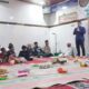 KEPALA Sekretaris Perusahaan Perumda Tirtanadi Dicky Anggara menyampaikan sambutan pada acara bersama (punggahan) di Masjid Ikhlashiyah, Jumat (8/3) ba'da Shalat Isya, Jumat (8/3). Acara ini digelar dengan berkolaborasi dengan Bang Bhoy Ketua Komunitas Anak Medan Sahabat Tirtanadi (Kedan Sah Tirtanadi) dan pengurus BKM Ikhlashiyah Jl. Sei Kera Kelurahan Sei Kera Hulu Kecamatan Medan Perjuangan. Waspada/Ist.