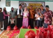 Mahajaya Salurkan Paket Ramadan Kaum Dhuafa