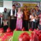 MAHAJAYA memberikan santunan paket Ramadan pada fakir miskin anak yatim dan dhuafa. Waspada/Ist