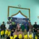 SEBAGIAN peserta kegiatan PKR SMAN 13 Medan bersama Kepsek dan guru foto bersama. Waspada/Ist