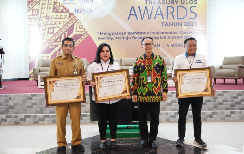 Dinilai Mampu Mendorong Penyaluran KUR Dengan Baik, Pemko Medan Raih Penghargaan Dari Kementerian Keuangan RI