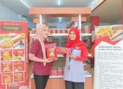 Owner Bolu Salak Kenanga Pilih JNE Untuk Pengiriman Keluar Kota