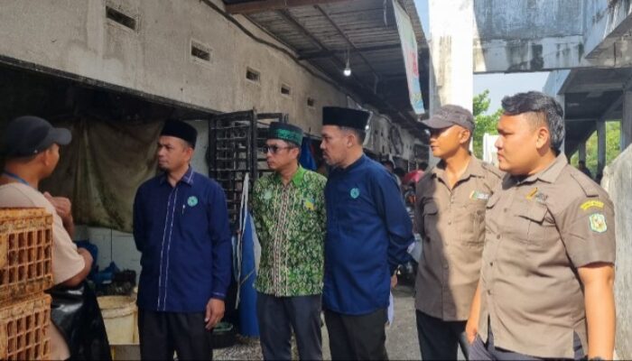 MUI Kota Medan Beri Penyuluhan Penyembelihan Unggas Sesuai Syariah Di Pasar Tradisonal
