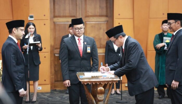 Lantik Abdul Haris Jadi Dirjen Diktiristek, Ini Pesan Mendikbudristek Nadiem