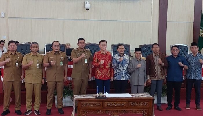 DPRD Medan-Pemko Medan Sahkab Perda Perlindungan Dan Pengembangan UMKM