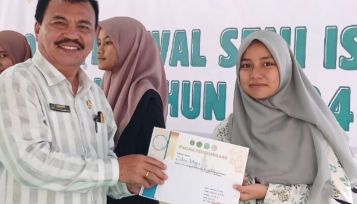 Siswa SMKN 8 Medan Juara Harapan 3 MTQ Cabang Murottal