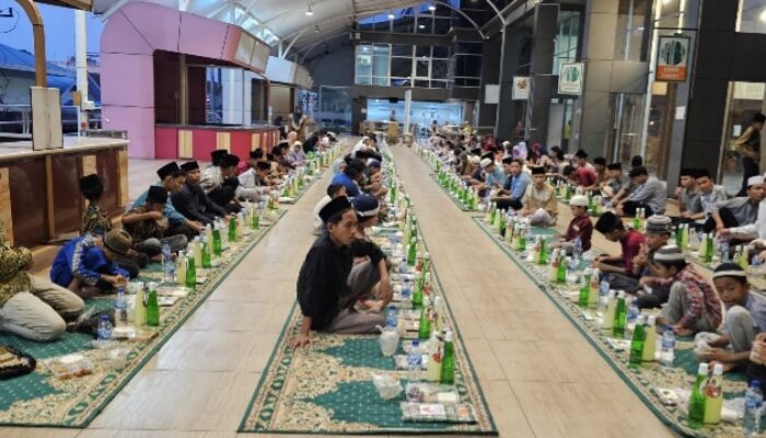Perkumpulan Sinar Buddha Indonesia Sumut Gelar Buka Puasa Bersama 157 Anak Panti Asuhan