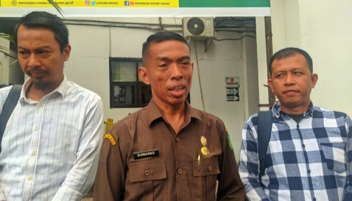 Penuhi Panggilan Penyidik, Dirut PUD Pasar Medan Dukung Kejari Berantas Korupsi
