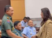 Sosok Meutya Hafid Bikin Penasaran Netizen Usai 4 Jenderal Beri Hormat