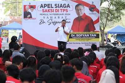 Sofyan Tan Janji Tetap Berjuang Bidang Pendidikan