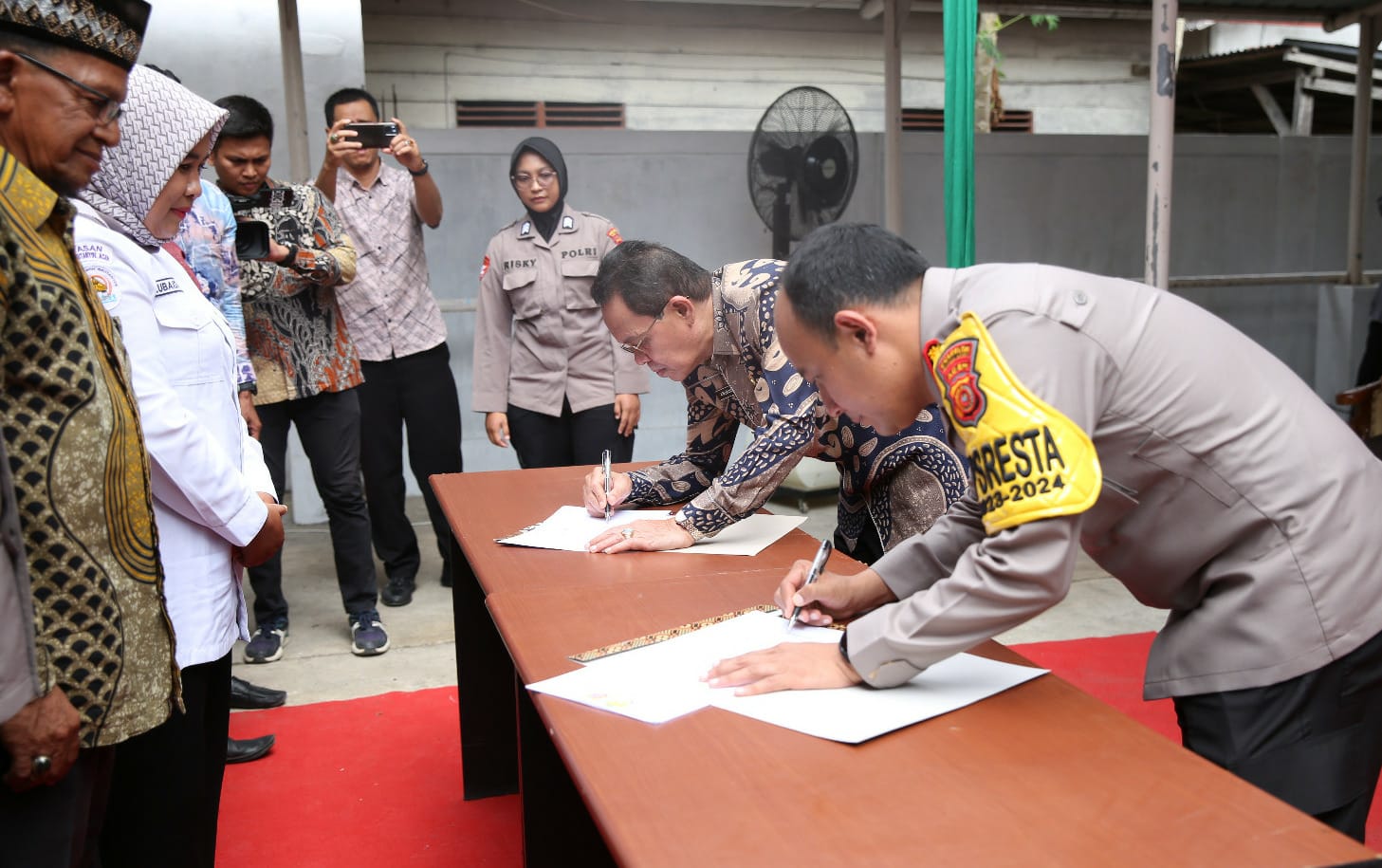 Polresta Launching Lhong Raya Kampung Bebas Narkoba Polresta Launching Lhong Raya Kampung Bebas Narkoba