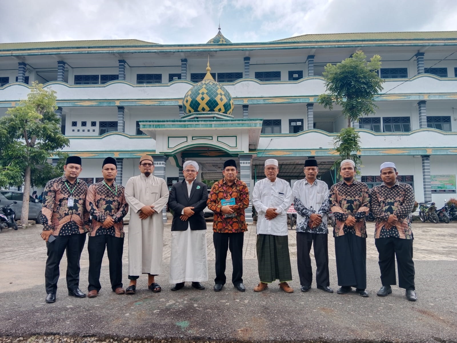 STAI BR Sibuhuan Resmi Menjadi Institut Agama Islam Padanglawas STAI BR Sibuhuan Resmi Menjadi Institut Agama Islam Padanglawas