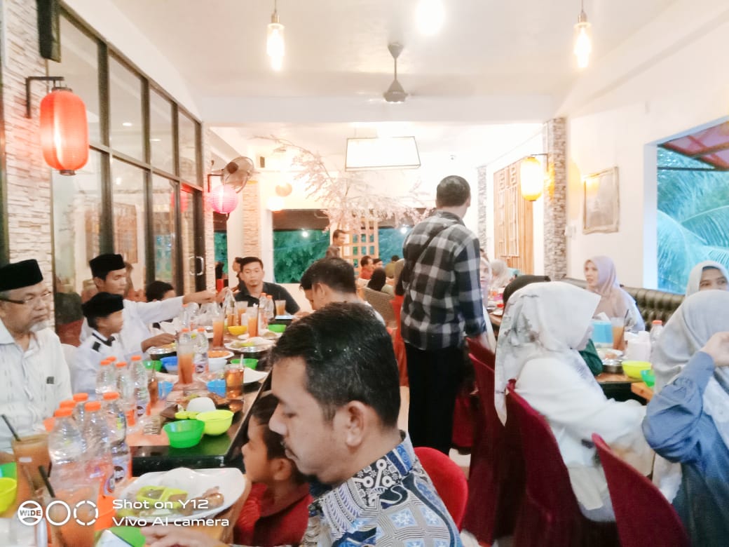 Keluarga Besar SD Muhammadiyah 2 Langsa Bukber