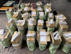 BC Amankan 298.000 Batang Rokok Ilegal Di Simpang Rambong