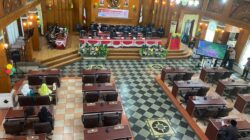 Suasana Rapat Paripurna DPRD Asahan Hari Jadi ke-78 Kab Asahan, terlihat banyak kursi kosong, dan dihadiri hanya 16 orang dari 45 anggota dewan. Waspada/Bustami Chie Pit