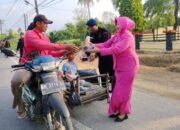 Kompi 2 Yon B Pelopor Aramiah Berbagi Takjil