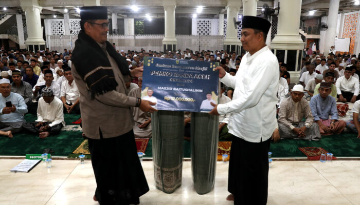 Tim Safari Ramadan Pemko Banda Aceh Sambangi Masjid Baitussalihin