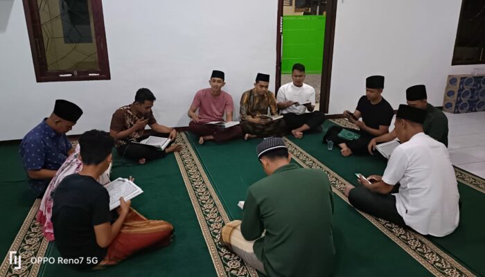 Personel Polres Sibolga Mengaji dan Tadarus Bersama Selama Ramadan