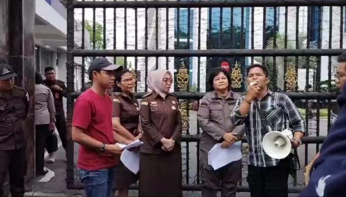 Politeknik Tanjungbalai Diduga Kangkangi UU Tentang Guru Dan Dosen