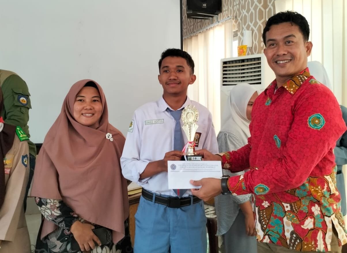 HIMAFIS FKIP UM Tapsel Gelar Lomba Phyton, Ini Pemenangnya