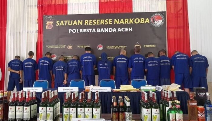 Polresta Banda Aceh Amankan 11 Penjual Miras