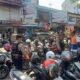 Personel Polresta Banda Aceh dan Polsek jajaran melakukan patroli di tempat-tempat umum dan berdialog langsung dengan warga terkait masalah kamtibmas di wilayahnya. (Waspada/Zafrullah)
