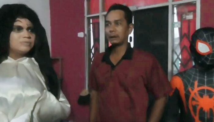 Di Sergai Ada Spiderman Dan Kuntilanak Bangunkan Sahur