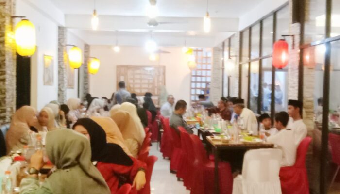 Keluarga Besar SD Muhammadiyah 2 Langsa Bukber