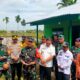 Kasdam IM Brigjen TNI Hadi Basuki, didampingi Danrem 012/TU, Kolonel Inf Deni Gunawan, Pj Bupati Abdya Darmansah, Dandim 0110/Abdya, Letkol Inf Beni Maradona, serta pejabat terkait lainnya, saat meninjau RTLH yang dibangun melalui program TMMD, di Desa Alue Manggota, Kecamatan Blangpidie. Rabu (20/3).Waspada/Syafrizal