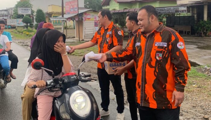 MPC PP Palas Berbagi Takjil Dan Buka Puasa Bersama