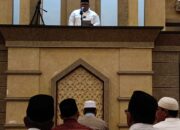 Pj Sekda Salat Tarawih Perdana Di Masjid Agung At-Taqwa Kutacane