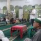 Pj. Bupati Padang Lawas, Dr. Edy Junaedi Harahap, M.Si diwakili asisten I Tata Pemerintahan dan Kesra, H. Panguhum Nasution bersama rombibgan saat peringatan Nuzulul Qur'an di masjid An-Nur lingkungan VI Sibuhuan. (Waspada/Ist)