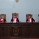 Majelis hakim PT Banda Aceh diketuai Makaroda Hafat,MH dibantu anggota Dr.Supriadi dan Dr.H.Taqwaddin dalam putusannya membatalkan putusan PN BNA dalam perkara Tipikor Suaidi Yahya, Kamis (28/03/24).(Waspada/Ist)