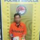 FS Alias F, 36, seorang buruh harian lepas, warga Jalan Ceret, Kelurahan Aek Muara Pinang, Kecamatan Sibolga Selatan Kota Sibolga. FS ditangkap dan ditahan Polres Sibolga karena diduga terlibat kasus narkoba jenis Sabu, Rabu (13/3). Waspada/ist