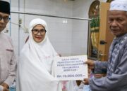 Wali Kota P.Siantar Serahkan Bantuan Dana Hibah, Santuni Yatim Dan Dhuafa